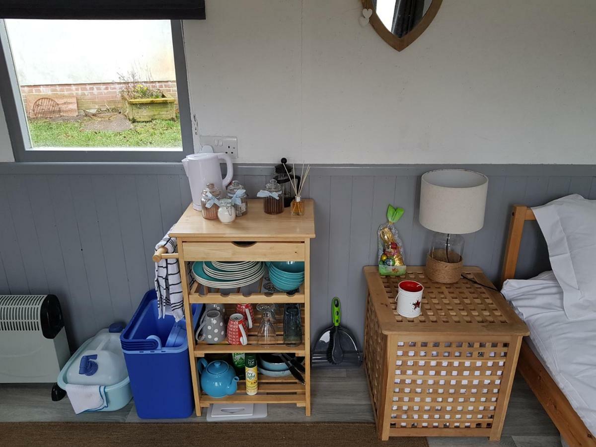 Acorn Camping And Caravan Park Llantwit Major Exterior foto